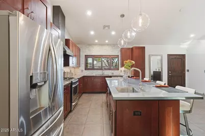 2532 E Pierson Street, Phoenix, AZ 85016 - Photo 2