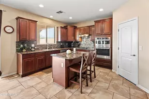 28108 N 90th Ln, Peoria, AZ 85383 - Photo 12