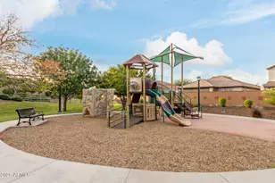 836 E Constance Wy, Phoenix, AZ 85042 - Photo 18