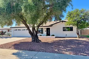 4712 S Clark Dr, Tempe, AZ 85282 - Photo 1