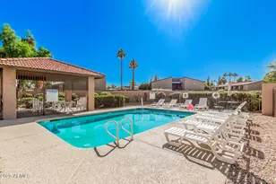 805 S Sycamore St, Mesa, AZ 85202 - Photo 24