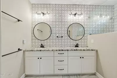 245 W Sagebrush Street, Gilbert, AZ 85233 - Photo 26