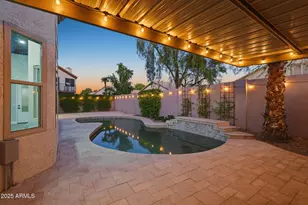 245 W Sagebrush St, Gilbert, AZ 85233 - Photo 2