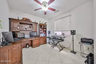 6435 W Buckskin Trail, Phoenix, AZ 85083 - Photo 14