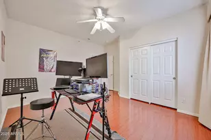 6435 W Buckskin Trail, Phoenix, AZ 85083 - Photo 22