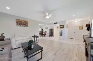 10754 W Brookside Dr, Sun City, AZ 85351 - Photo 12