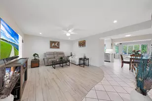 10754 W Brookside Dr, Sun City, AZ 85351 - Photo 8