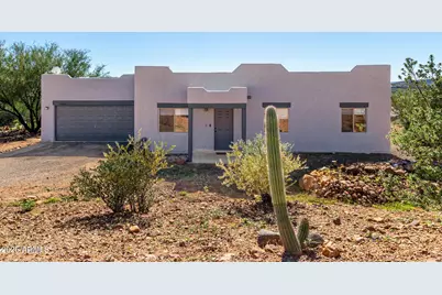 19375 E Wyatt Way, Black Canyon City, AZ 85324 - Photo 1