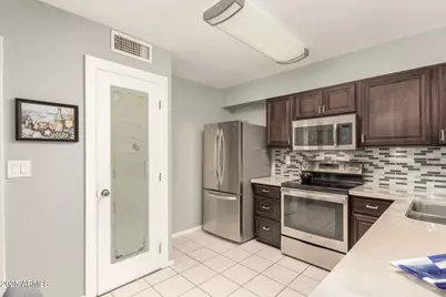 10941 W Santa Fe Drive, Sun City, AZ 85351 - Photo 10