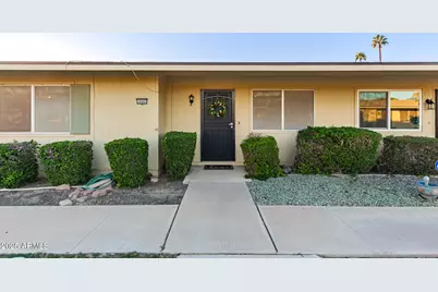 10941 W Santa Fe Drive, Sun City, AZ 85351 - Photo 2