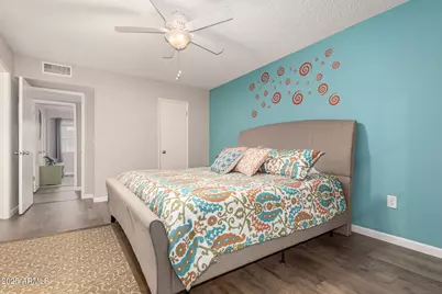 10941 W Santa Fe Drive, Sun City, AZ 85351 - Photo 16