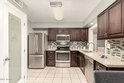 10941 W Santa Fe Drive, Sun City, AZ 85351 - Photo 1