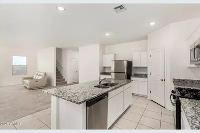 10014 S 56th Lane, Laveen, AZ 85339 - Photo 12