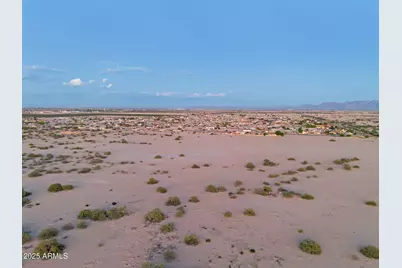 3255 W Cameron Drive #18, Eloy, AZ 85131 - Photo 8