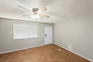 1366 W 15th St, Tempe, AZ 85281 - Photo 2