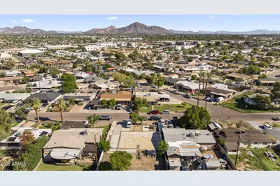 1208 N Oakleaf Drive #70, Phoenix, AZ 85008 - Photo 10