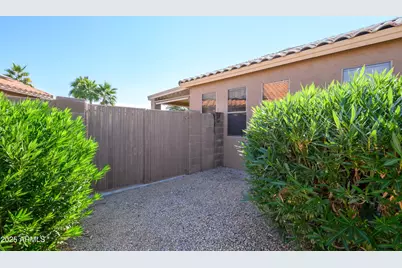 17219 N Linkletter Lane, Surprise, AZ 85374 - Photo 6