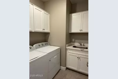 9135 W Minnezona Avenue, Phoenix, AZ 85037 - Photo 16