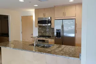 7131 E Rancho Vista Dr, Scottsdale, AZ 85251 - Photo 2