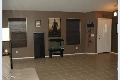 23952 W Desert Bloom Street, Buckeye, AZ 85326 - Photo 6