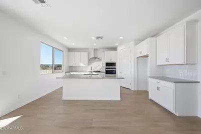 719 W Riparian Drive, San Tan Valley, AZ 85140 - Photo 4