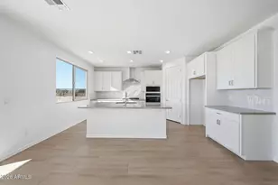 719 W Riparian Dr, San Tan Valley, AZ 85140 - Photo 4