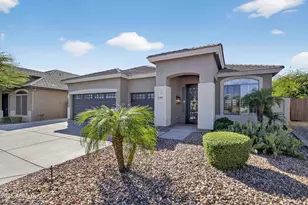 22488 N 104th Ln, Peoria, AZ 85383 - Photo 4