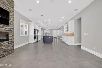 22488 N 104th Lane, Peoria, AZ 85383 - Photo 12