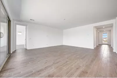 28850 N 174th Lane, Surprise, AZ 85387 - Photo 10