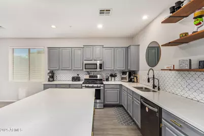 12659 W Blackstone Lane, Peoria, AZ 85383 - Photo 16