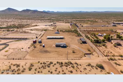 46423 W Trotter Road, Wickenburg, AZ 85390 - Photo 40