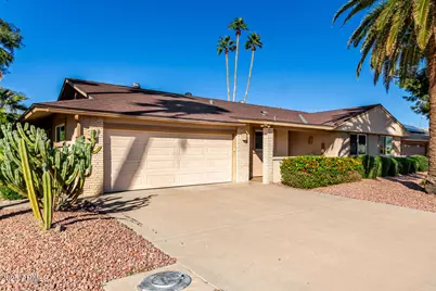 10720 W Saratoga Circle, Sun City, AZ 85351 - Photo 2