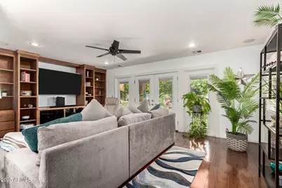 10720 W Saratoga Circle, Sun City, AZ 85351 - Photo 8