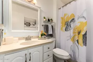 10720 W Saratoga Cir, Sun City, AZ 85351 - Photo 22