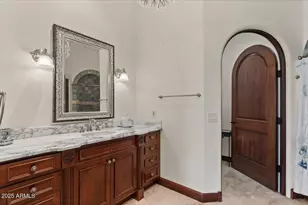 1314 E Greenway Cir, Mesa, AZ 85203 - Photo 34