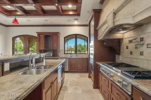 1314 E Greenway Cir, Mesa, AZ 85203 - Photo 18