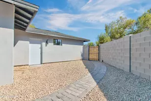 4241 E Calle Tuberia, Phoenix, AZ 85018 - Photo 30