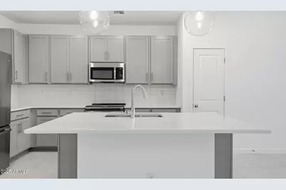 3828 S 234th Lane, Buckeye, AZ 85326 - Photo 2