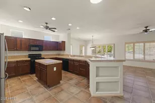 17850 N Navarro Ct, Surprise, AZ 85374 - Photo 14
