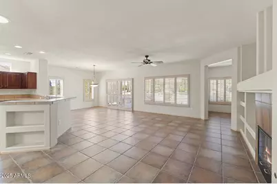 17850 N Navarro Court, Surprise, AZ 85374 - Photo 6