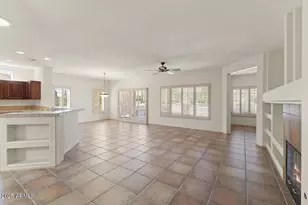 17850 N Navarro Ct, Surprise, AZ 85374 - Photo 6