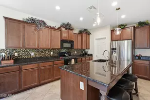 2333 W Mineral Rd, Phoenix, AZ 85041 - Photo 16