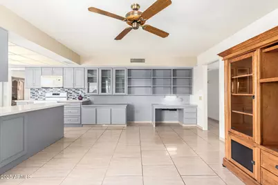 12819 N Sun Valley Drive, Sun City, AZ 85351 - Photo 8