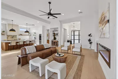 3113 N 41st Place, Phoenix, AZ 85018 - Photo 1