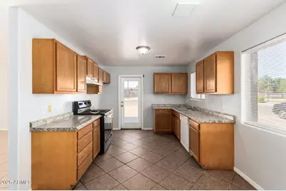 105 W 8th Street, Eloy, AZ 85131 - Photo 14