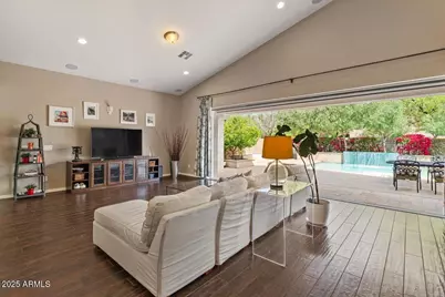 2926 E Minnezona Avenue, Phoenix, AZ 85016 - Photo 18