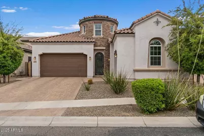 2926 E Minnezona Avenue, Phoenix, AZ 85016 - Photo 1