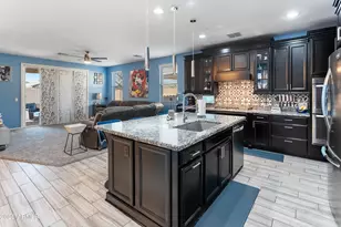 30672 N 137th Ln, Peoria, AZ 85383 - Photo 18