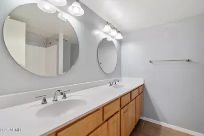 2673 E Oakleaf Drive, Tempe, AZ 85288 - Photo 18