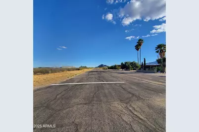 50979 W Iver Road #-, Aguila, AZ 85320 - Photo 8